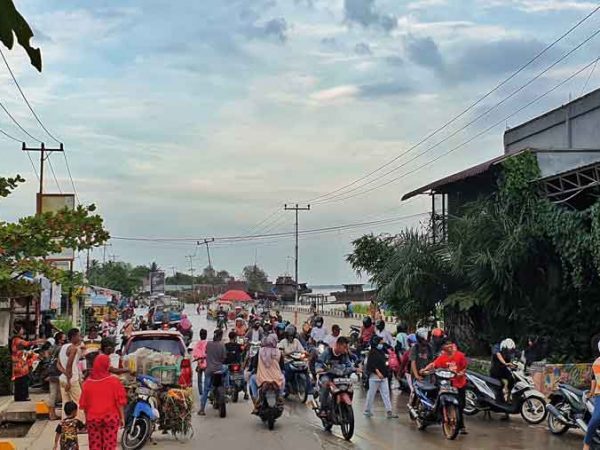 NEGERI PASANG SURUT DAN BANJIR ROB