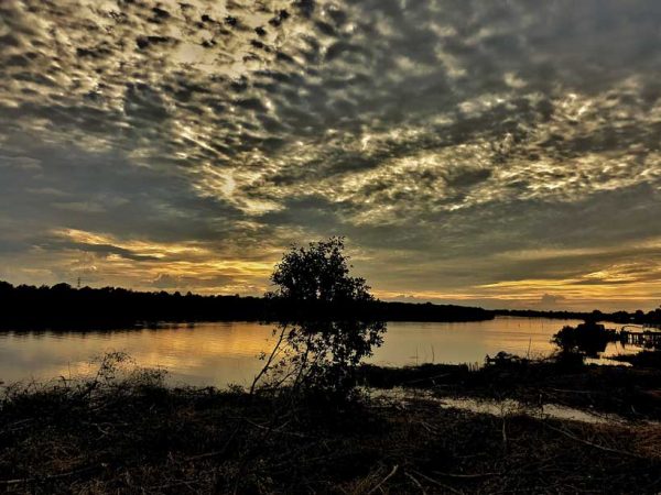 KENAPA LANGIT SORE TERLIHAT JINGGA KENAPA LANGIT SORE TERLIHAT JINGGA