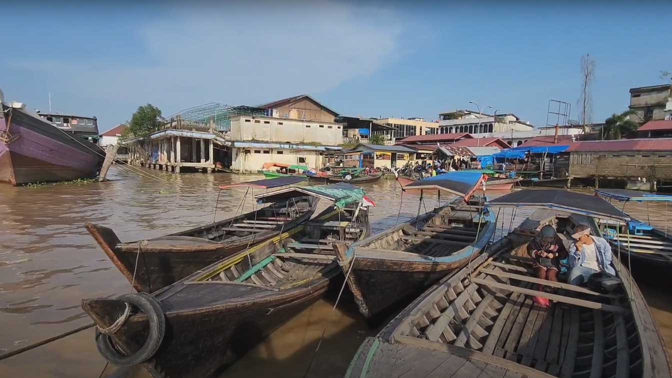 PASAR TERAPUNG